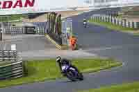 enduro-digital-images;event-digital-images;eventdigitalimages;mallory-park;mallory-park-photographs;mallory-park-trackday;mallory-park-trackday-photographs;no-limits-trackdays;peter-wileman-photography;racing-digital-images;trackday-digital-images;trackday-photos